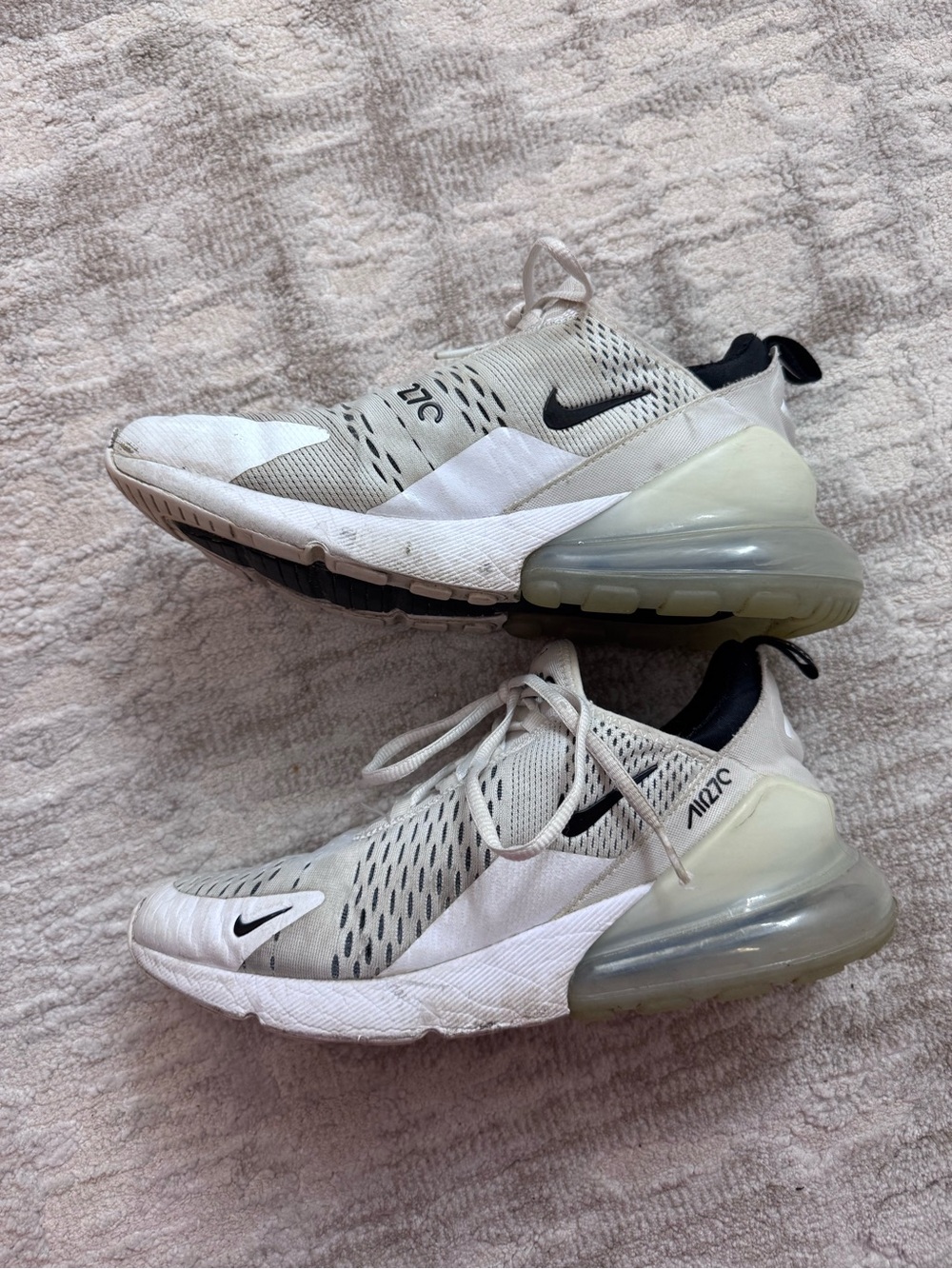 Nike Air Max 270 White and Black Low-Top Sneakers